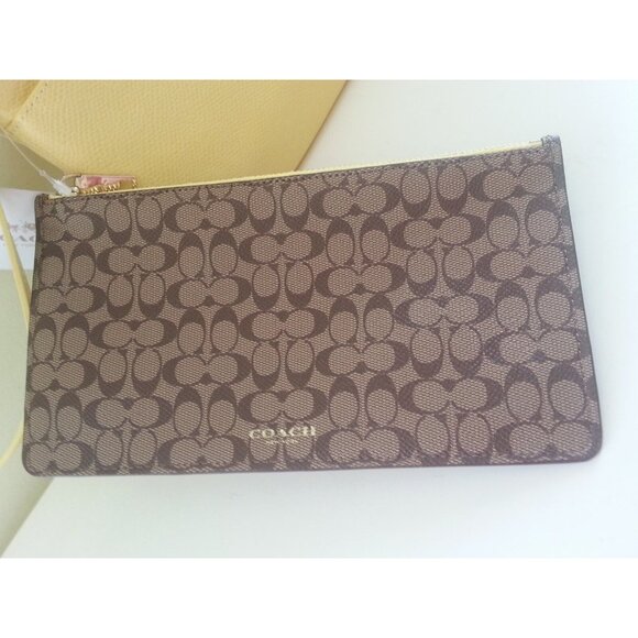 New with Tag Coach 2 in 1 Leather Yellow Signature Pop Pouch Wristlet Set - Picture 5 of 7